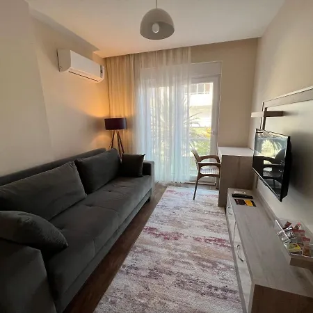 Spacious Flat Close To Sea'4' Antalya
