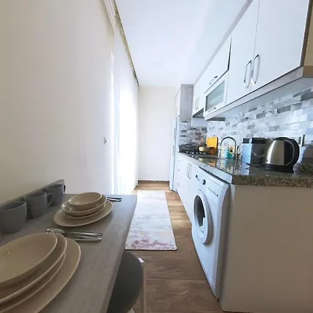 Spacious Flat Close To Sea'4'