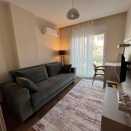 Spacious Flat Close To Sea'4' Апартаменты Анталья
